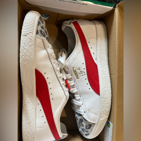 WOMENS Limited Edition Clyde Leopard Pumas.6.5 - Picture 2 of 6